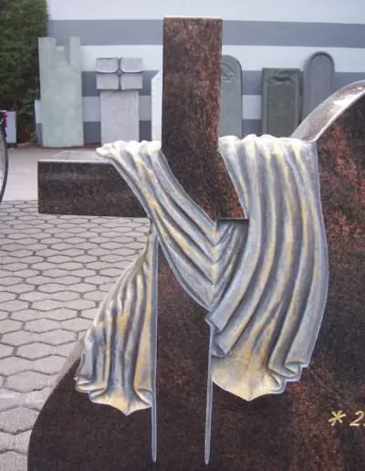 Ornament auf einem Grabstein – Beispiel 1