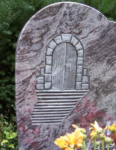 Ornament auf einem Grabstein – Beispiel 5